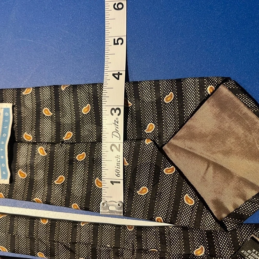 Perry Ellis Portfolio Mens Silk Ties Lot Of 2